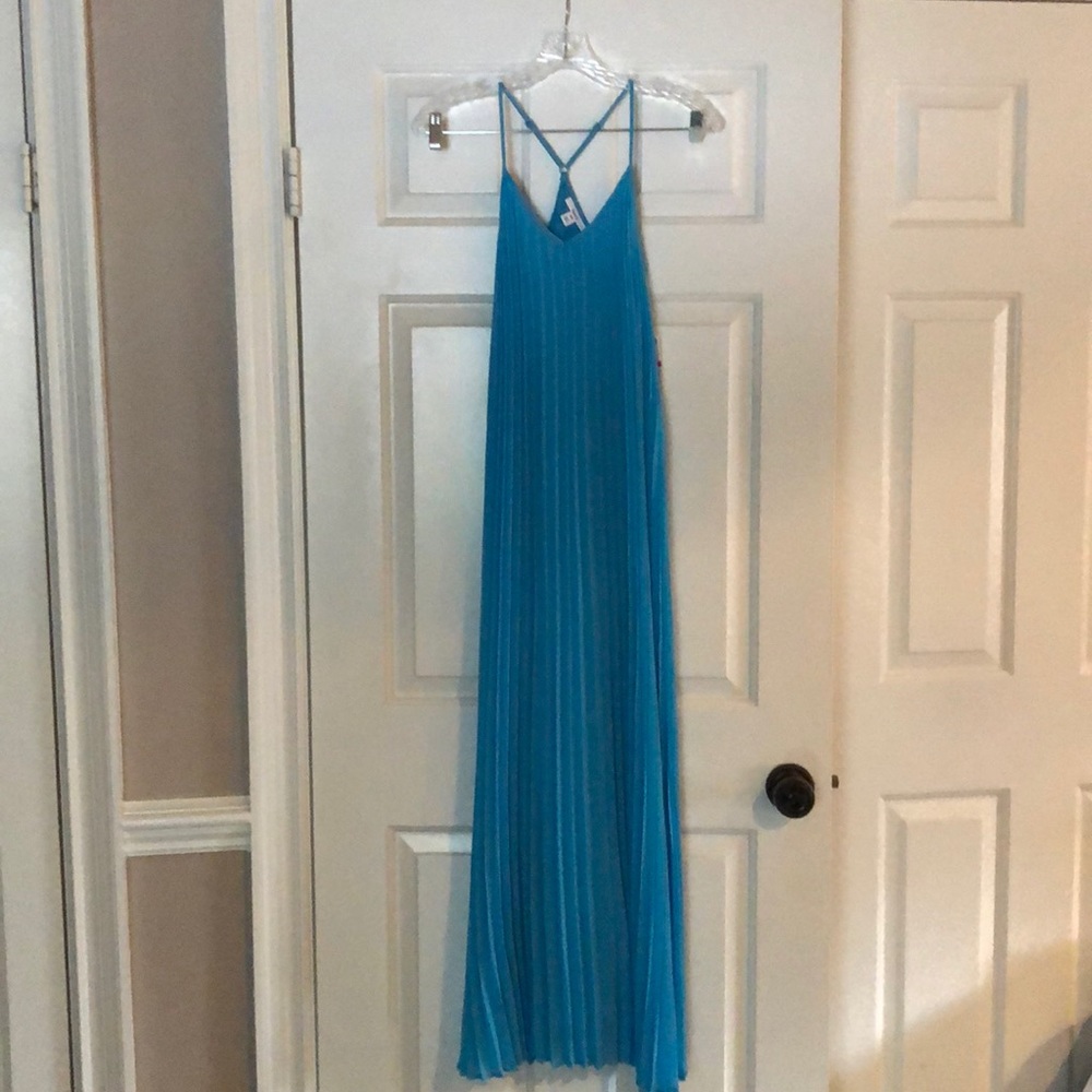Bar III XXS blue Pleated dress!! NWT!!!!